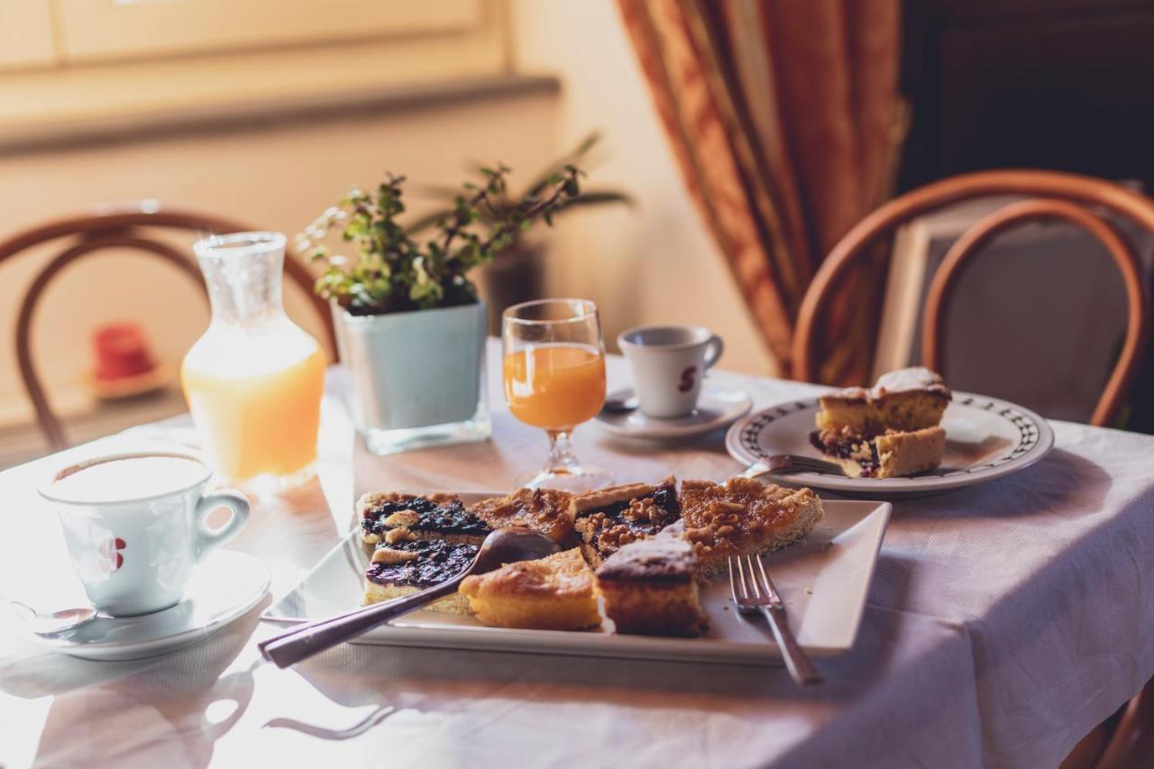 Albergo Ristorante Pasqui Rocca San Casciano Luaran gambar