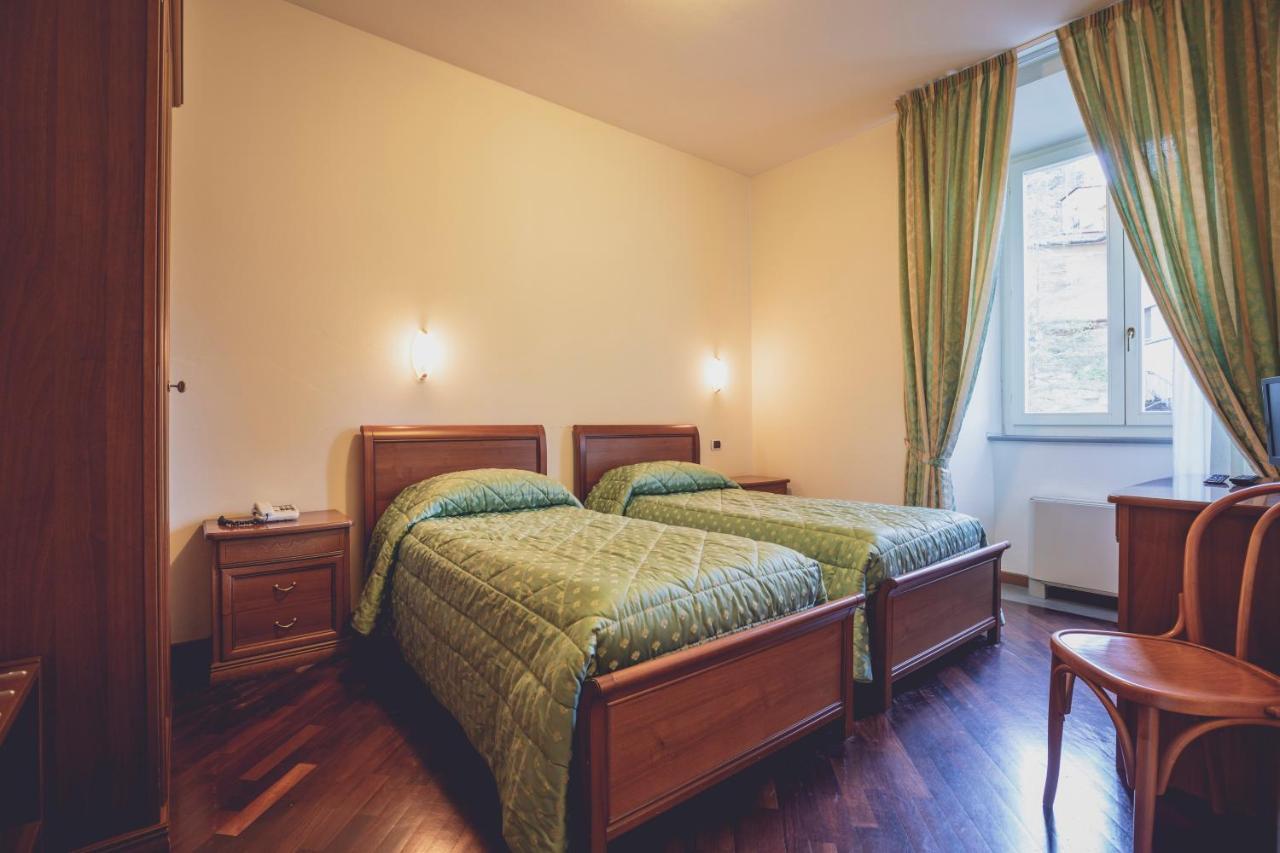 Albergo Ristorante Pasqui Rocca San Casciano Luaran gambar