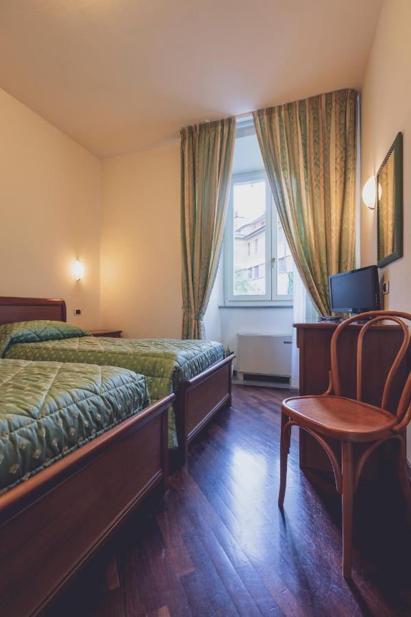 Albergo Ristorante Pasqui Rocca San Casciano Luaran gambar